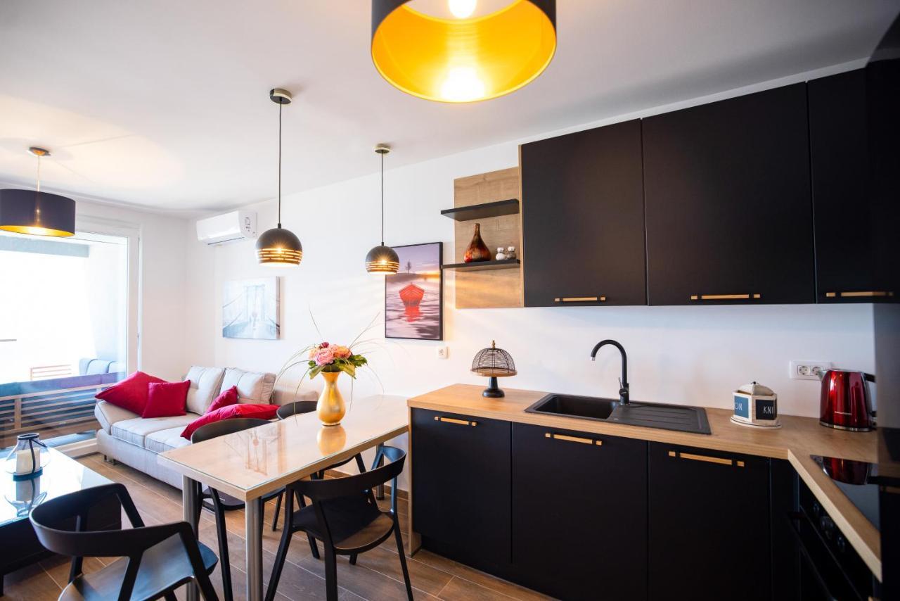 Beach Paradise 5 Stars Apartments Hoek van Holland Ngoại thất bức ảnh