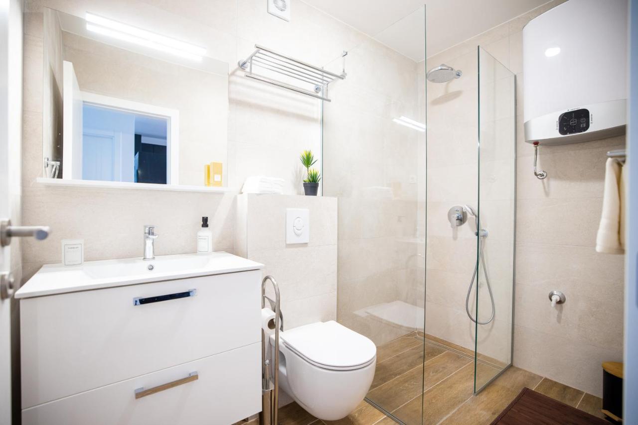 Beach Paradise 5 Stars Apartments Hoek van Holland Ngoại thất bức ảnh