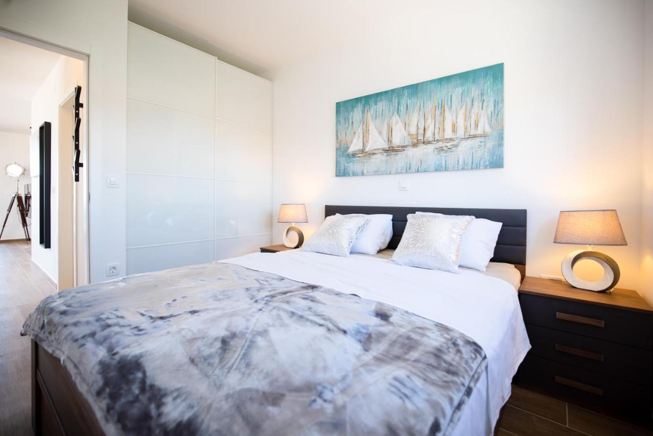 Beach Paradise 5 Stars Apartments Hoek van Holland Ngoại thất bức ảnh