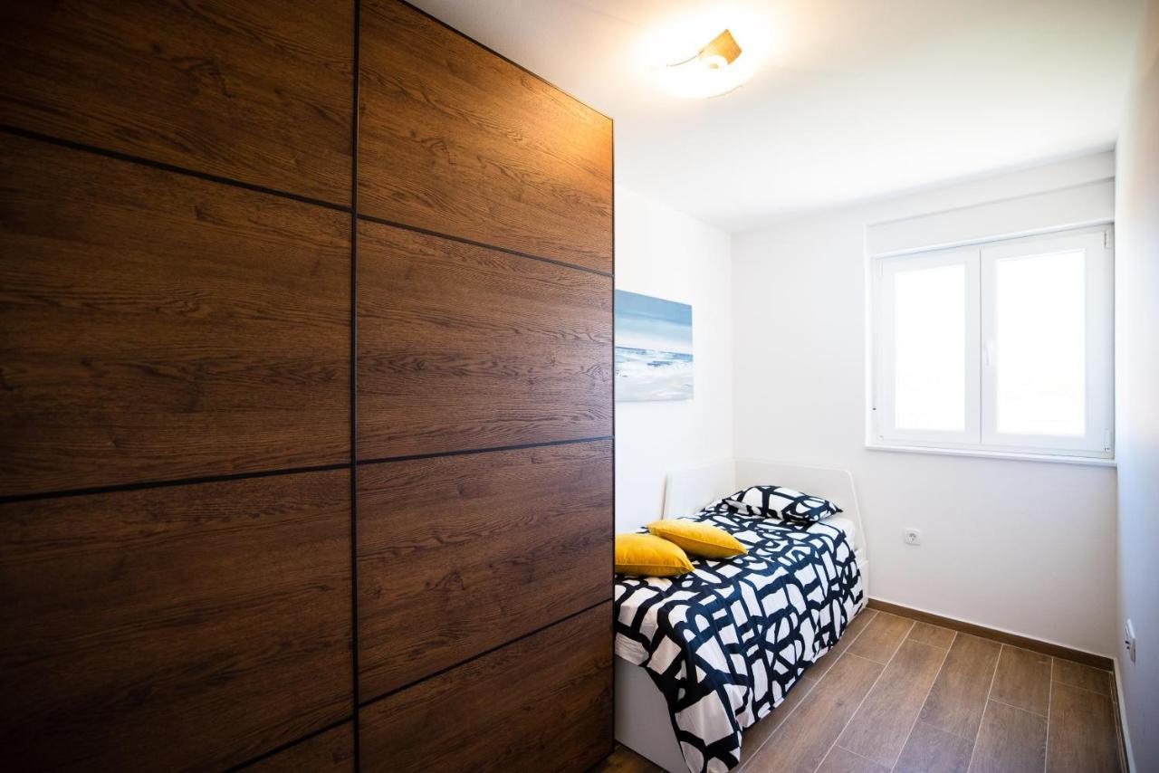 Beach Paradise 5 Stars Apartments Hoek van Holland Ngoại thất bức ảnh