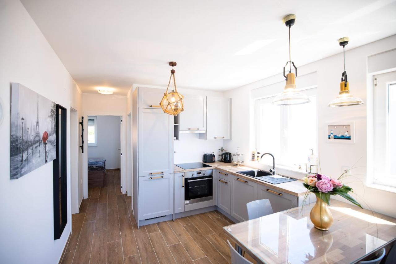 Beach Paradise 5 Stars Apartments Hoek van Holland Ngoại thất bức ảnh